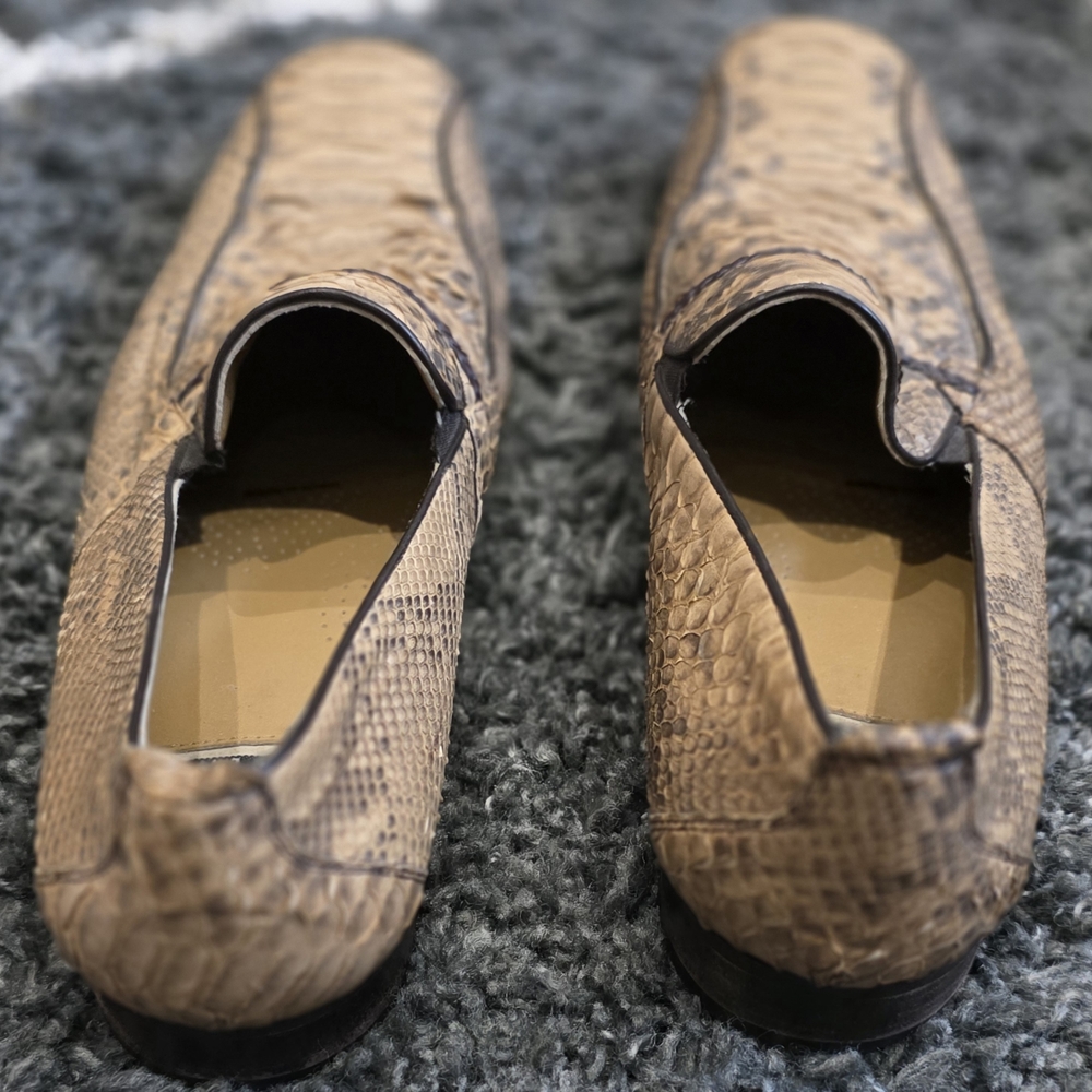 Stylish Python Pattern Loafers for Men - image 3
